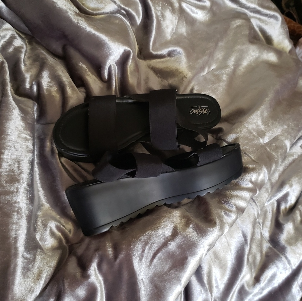 Platform | Sandals | Size 10